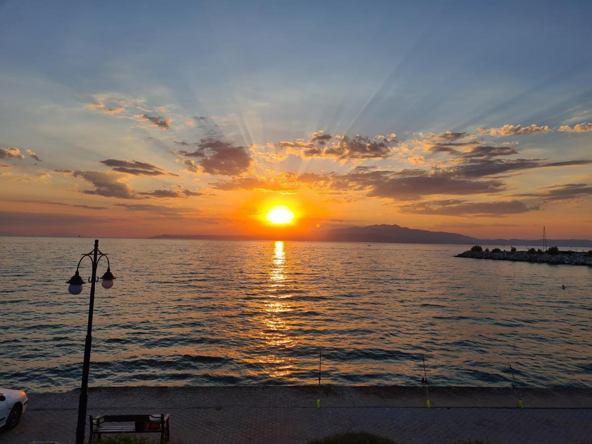 Golden Sunset * Skála Kallirákhis